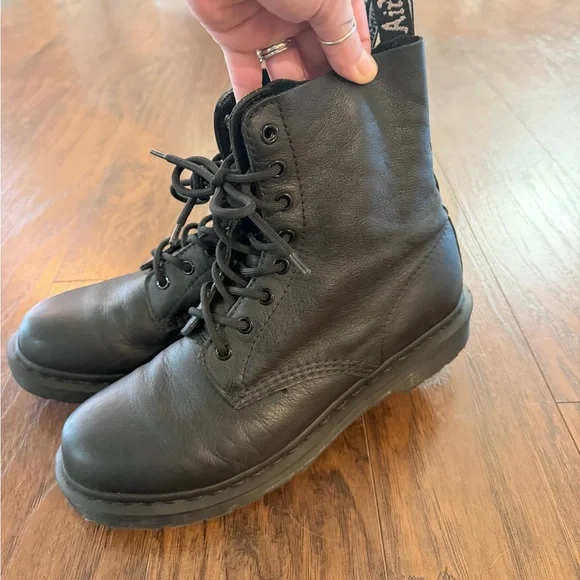 Dr. Marten Black Leather Lace-Up Boots - Picture 3 of 9